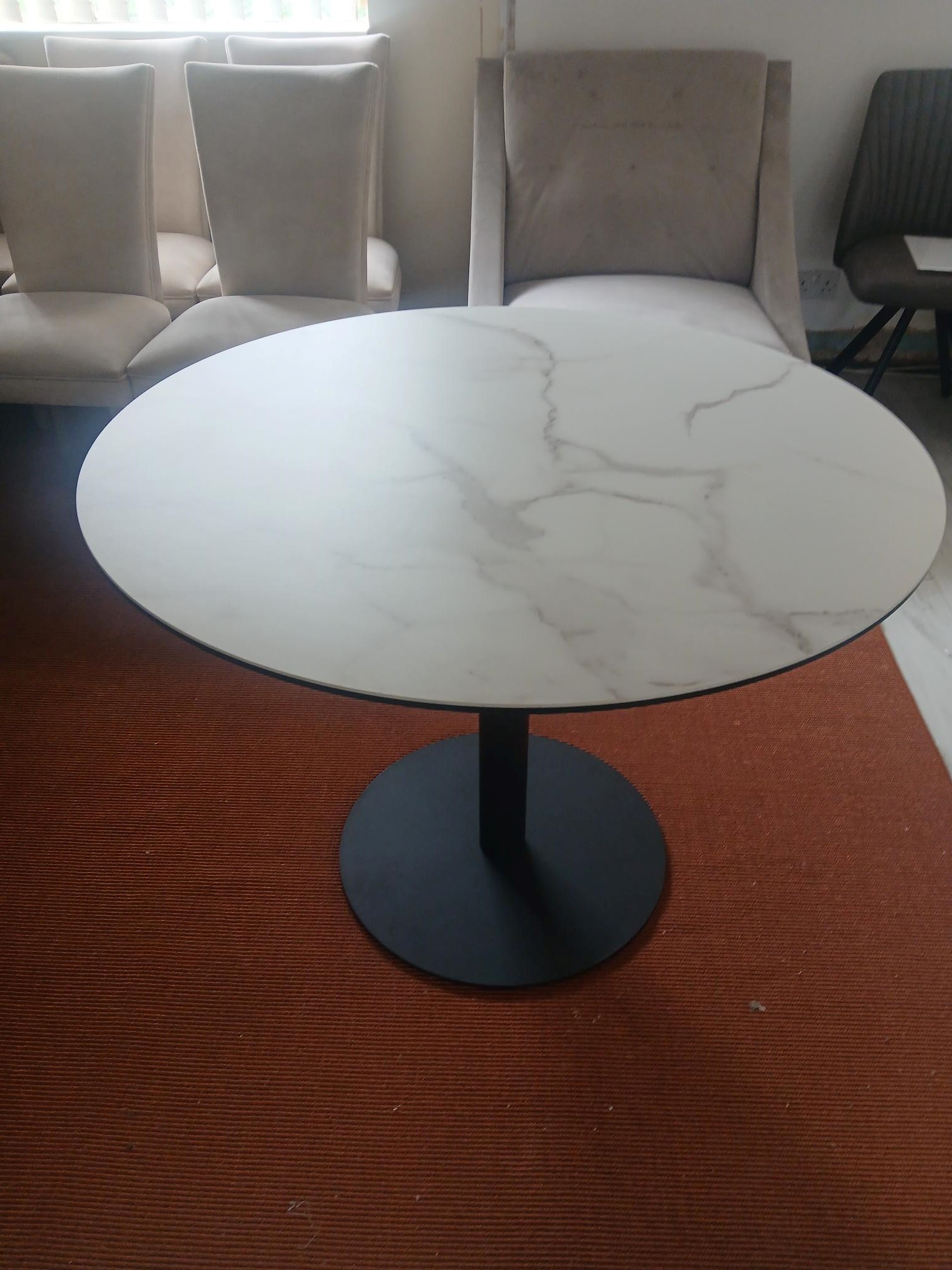 Akante round table