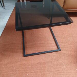 TANGO SIDE TABLE