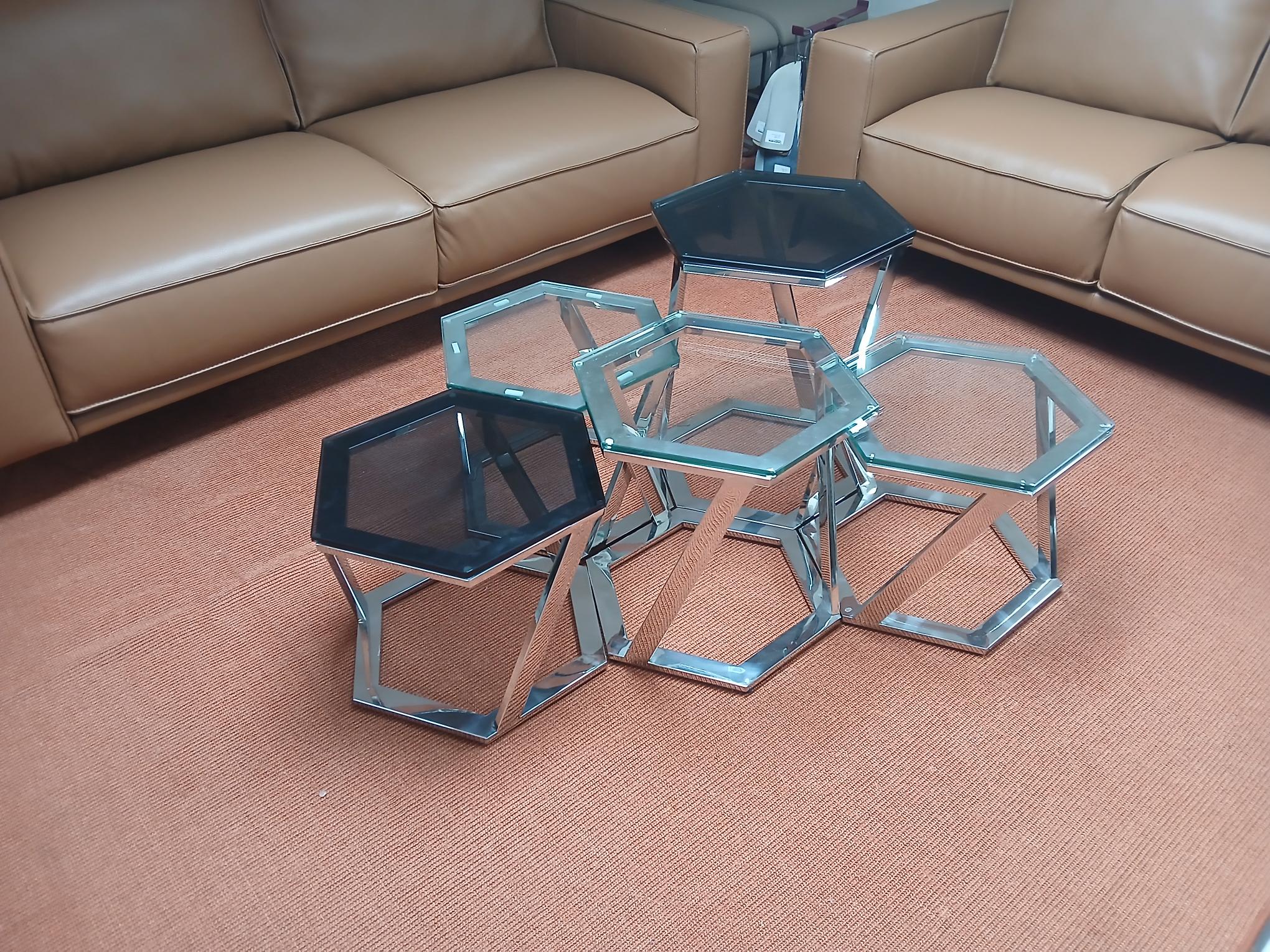 TWIST COFFEE TABLE