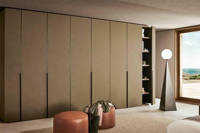 CORNICE BESPOKE WARDROBE